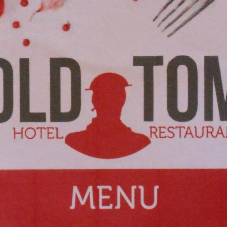 Hotel Old Tom Ieper Bagian luar foto