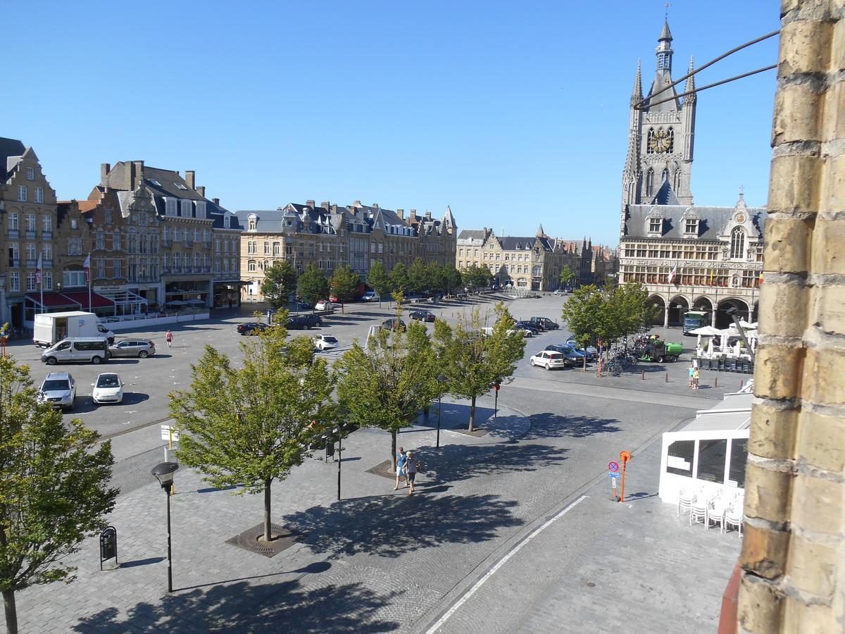 Hotel Old Tom Ieper Bagian luar foto